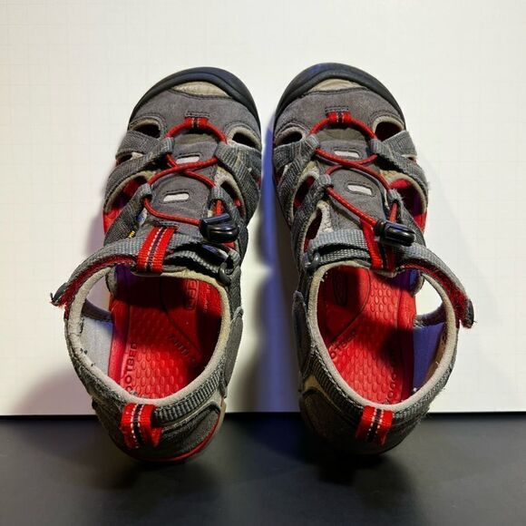 Kids KEEN CNX Waterproof Grey Outdoor Sandals / Size 4 - Picture 6 of 8